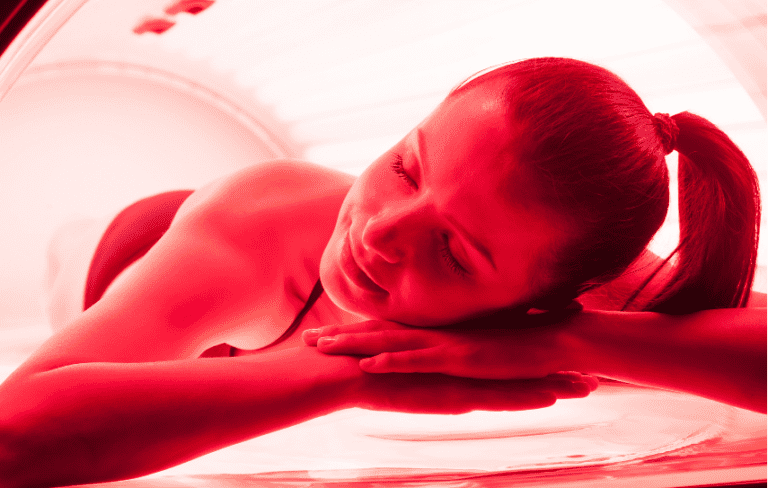 Benefits of Red Light Therapy in Treating Meth Addiction