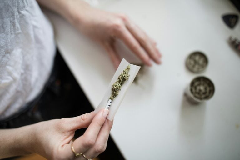 Physical symptoms of laced weed